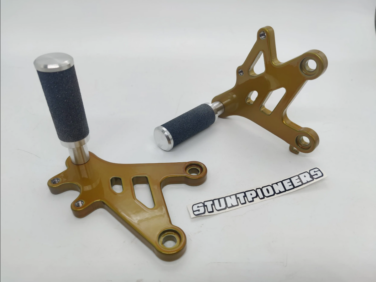 Kawasaki ZX6R 2003-2004 Steel Rearsets